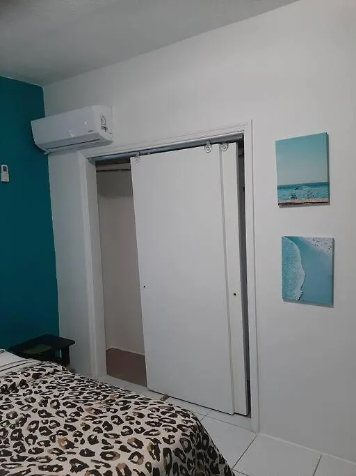 Seashells Apartment Nassau